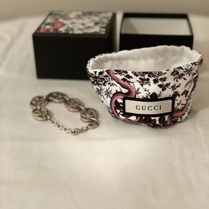 Gucci Icon Silver Bracelet - Mild Tarnishing